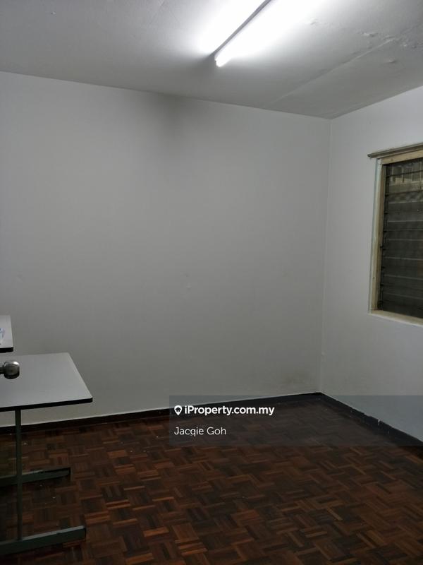 For Sale - Seksyen 2 Wangsa Maju Flat