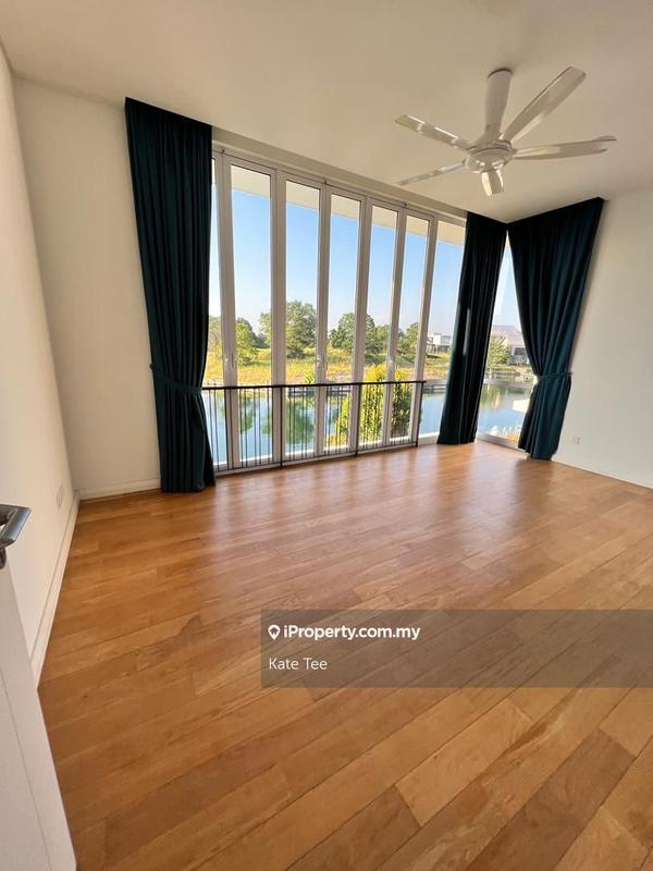 Bungalow House for Rent in Emerald Bay, Johor Bahru by Kate Tee - iProperty.com.my