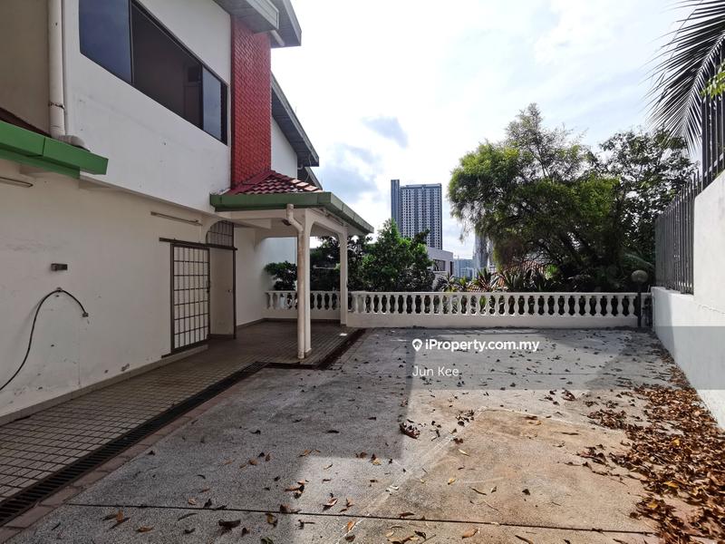 Banglo untuk Dijual di Taman Danau Desa, Taman Desa oleh Jun Kee - iProperty.com.my