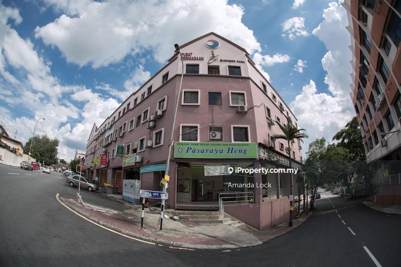 Office for Sale in rd1px, Jalan Klang Lama (Old Klang Road) by Amanda Lock - iProperty.com.my