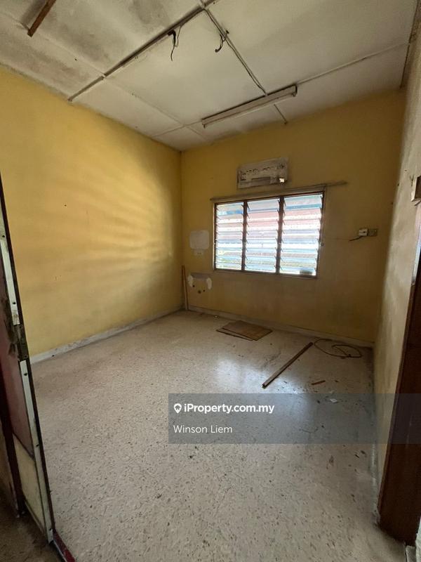 Bungalow House untuk Dijual di Kampung Cempaka, Petaling Jaya oleh Winson Liem - iProperty.com.my