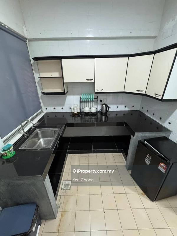 Condominium for Rent in Golden Straits Villas by Yen Chong - iProperty.com.my