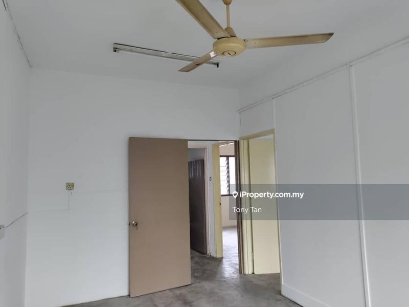 Flat for Sale in Flat Taman Alam Megah by Tony Tan - iProperty.com.my