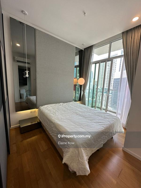 For Rent - The Manhattan