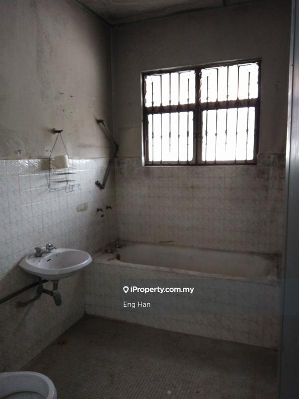 Rumah Teres 2-Tingkat untuk Dijual di Taman Overseas Union (Taman Oug), Jalan Klang Lama (Old Klang Road) oleh Eng Han - iProperty.com.my