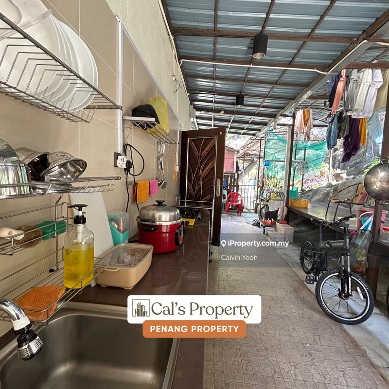 3.5-storey Terraced House for Sale in 4oeeu, Ayer Itam by Calvin Yeoh - iProperty.com.my