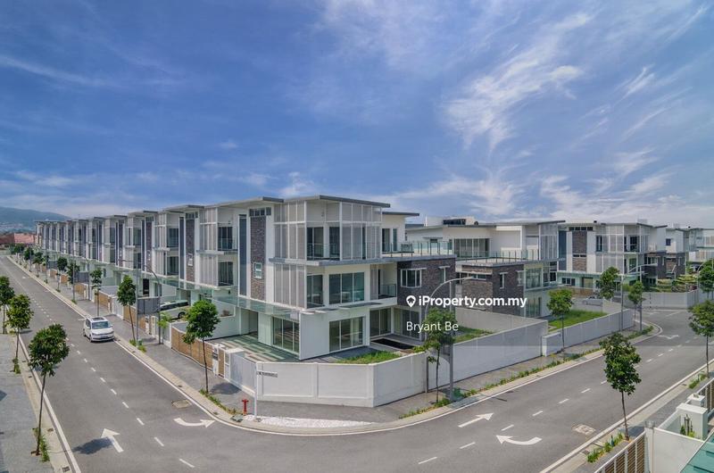Bungalow House for Sale in Bandar Utama, Selangor by Bryant Be - iProperty.com.my