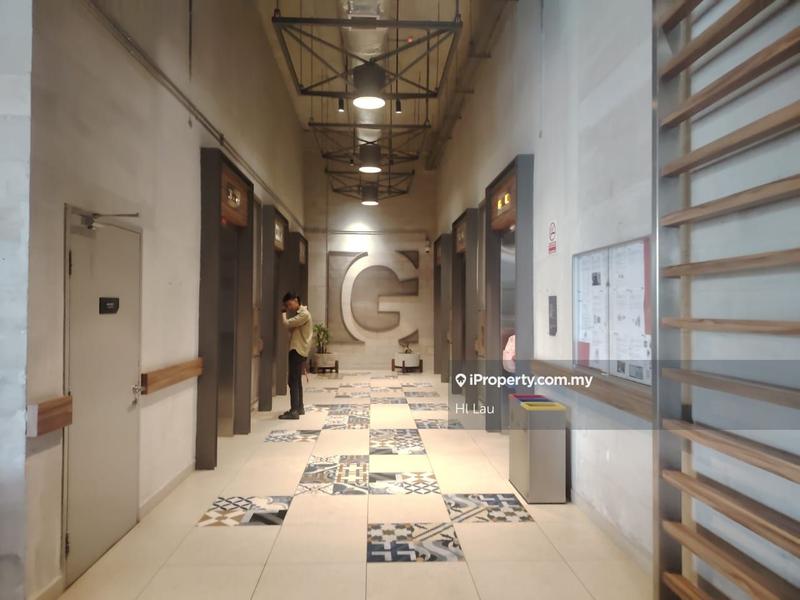 For Rent - Renovated Spacious Corner Office @ EkoCheras Mall