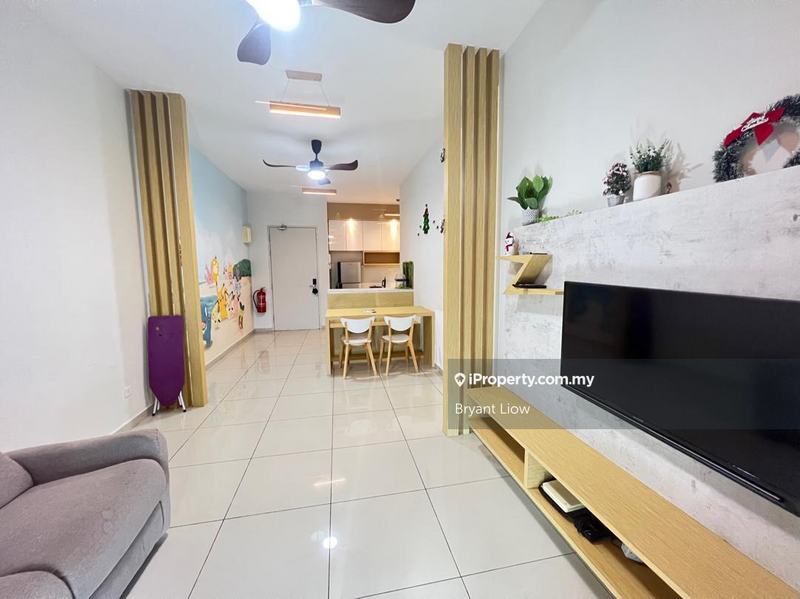 Service Residence for Sale in Parkland Residence by Bryant Liow - iProperty.com.my
