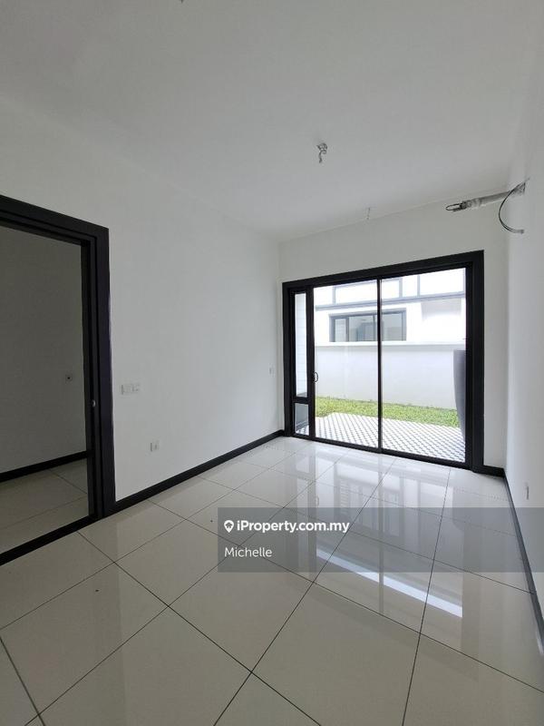 Rumah Berkembar untuk Disewa di Elmina, Shah Alam oleh Michelle - iProperty.com.my