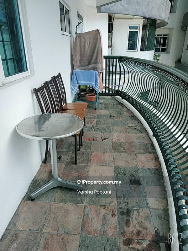 Kondominium untuk Disewa di Villa Scott oleh Varsha Poptani - Balcony - iProperty.com.my