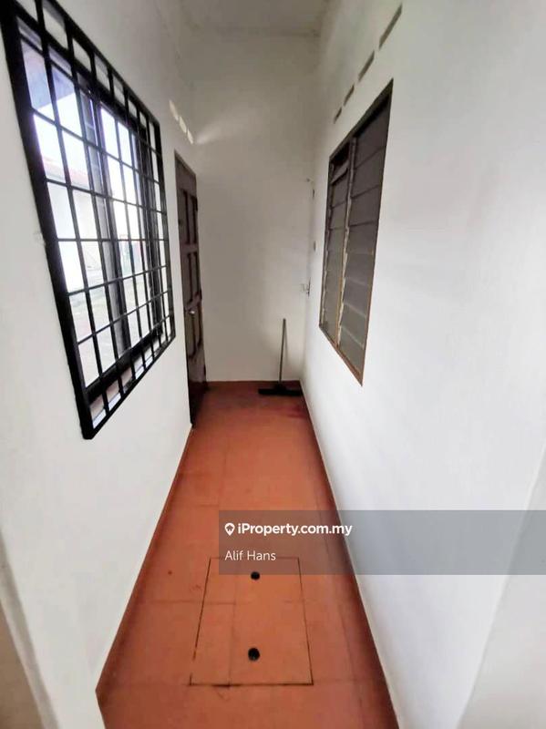 1-storey Terraced House for Sale in Ayer Molek, Melaka by Alif Hans - iProperty.com.my