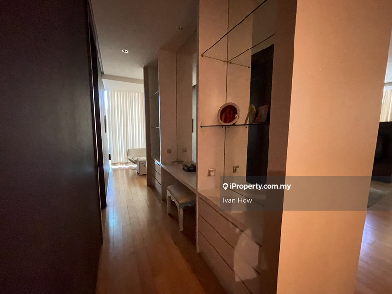 Service Residence for Sale in The Oval by Ivan How - iProperty.com.my
