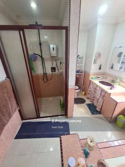 Rumah Berangkai 2 Tingkat untuk Dijual di Bukit Jelutong, Shah Alam oleh Ivan Kok - iProperty.com.my