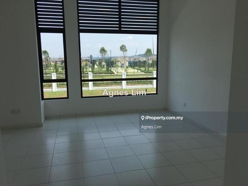 Rumah Berangkai 2 Tingkat untuk Dijual di Eco Grandeur, Puncak Alam oleh Agnes Lim - iProperty.com.my