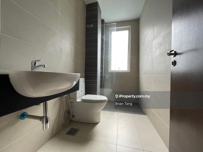 Rumah Berkembar untuk Dijual di Bayu Damansara @ PJU 10, Damansara Damai oleh Brian Tang - iProperty.com.my