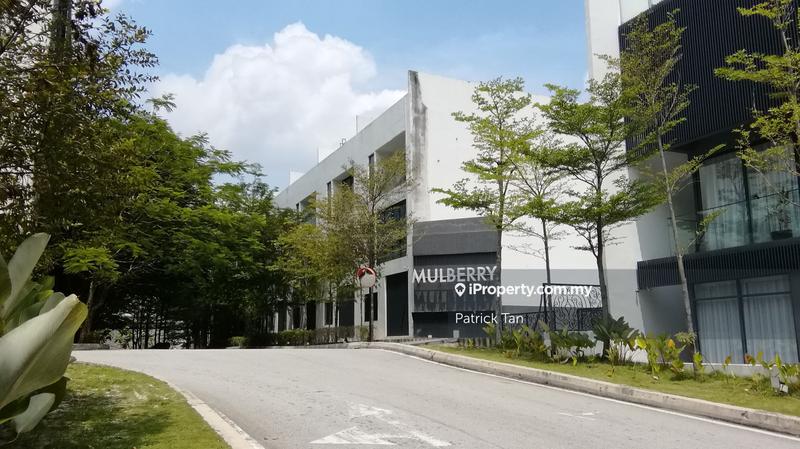 Rumah Berangkai 3.5 Tingkat untuk Dijual di Empire Residence, Petaling Jaya oleh Patrick Tan - iProperty.com.my