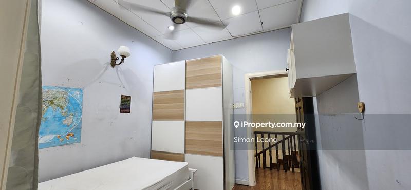 Rumah Berangkai 2 Tingkat untuk Dijual di Bukit Jelutong, Shah Alam oleh Simon Leong - iProperty.com.my