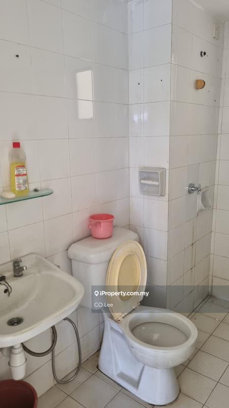 Condominium for Sale in Vista Millennium Condominium by CO Lee - iProperty.com.my