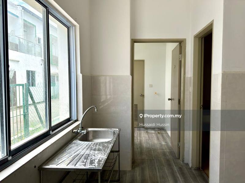 3-storey Terraced House for Sale in Semenyih, Selangor by Hussaidi Hussin - iProperty.com.my