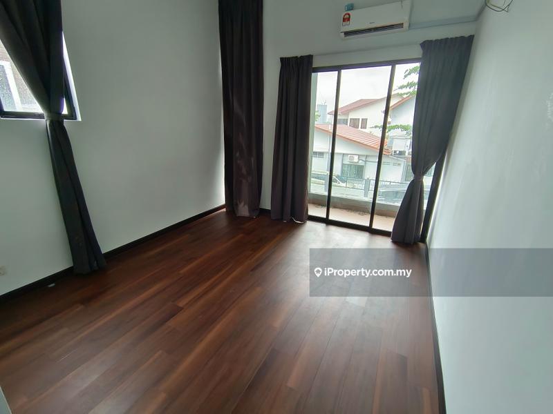 Bungalow House for Sale in Taman Overseas Union (Taman Oug), Jalan Klang Lama (Old Klang Road) by BoBo Lee - iProperty.com.my