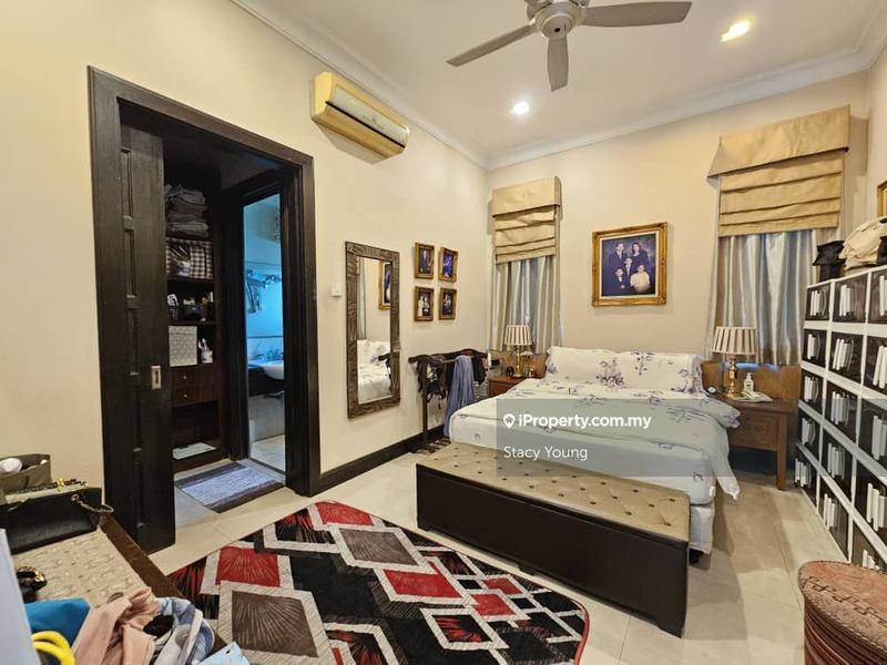 Bungalow House for Sale in Country Heights, Kajang by Stacy Young - iProperty.com.my