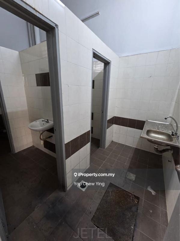 Kilang Berkembar untuk Disewa di Klang, Selangor oleh Yap Chew Ying - Bathroom - iProperty.com.my