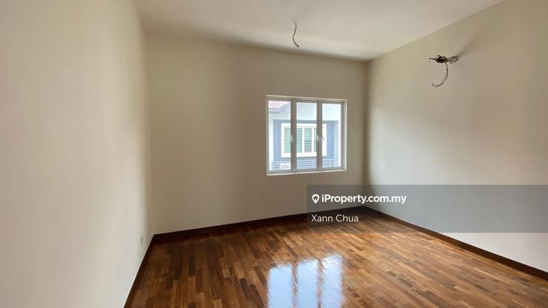 Banglo untuk Dijual di Taman Equine, Seri Kembangan oleh Xann Chua - iProperty.com.my