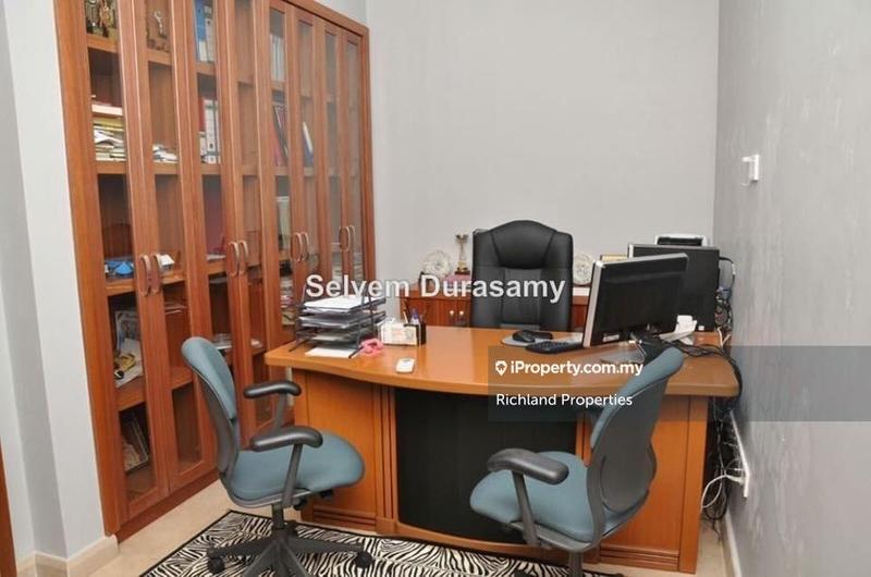 Banglo untuk Dijual di 2 Storey Bungalow @ Seksyen 7, Shah Alam, Shah Alam oleh Selvem Durasamy - iProperty.com.my