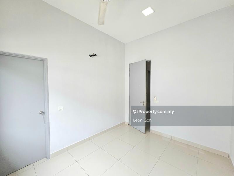 Rumah Teres 2-Tingkat untuk Dijual di Bandar Rimbayu, Telok Panglima Garang oleh Leon Goh - iProperty.com.my