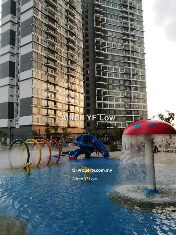 Kediaman Servis untuk Dijual di Molek Regency oleh Alfred Yf Low - iProperty.com.my