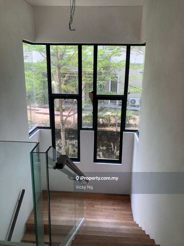 Bungalow House untuk Dijual di Kayangan Heights, Shah Alam oleh Vicky Ng - iProperty.com.my