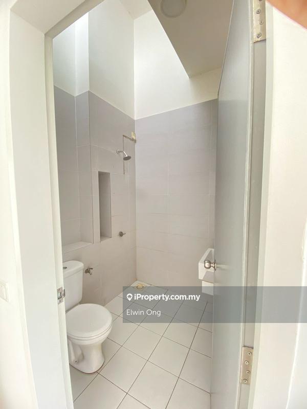 Rumah Teres 2-Tingkat untuk Dijual di Eco Grandeur Graham ( Type C )Facing Garden, Puncak Alam oleh Elwin Ong - iProperty.com.my