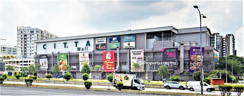 Bungalow House for Sale in SAUJANA GOLF PINGGIRAN GOLF LAKEVIEW, Saujana by Bryant Be - iProperty.com.my