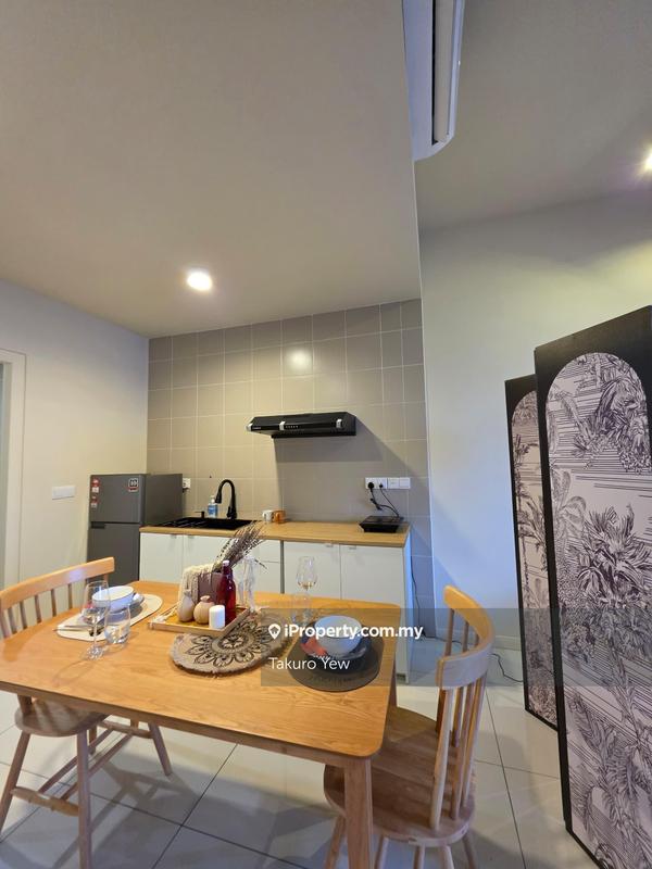 Kediaman Servis untuk Dijual di Icon Residenz 2 @ Icon City oleh Takuro Yew - iProperty.com.my