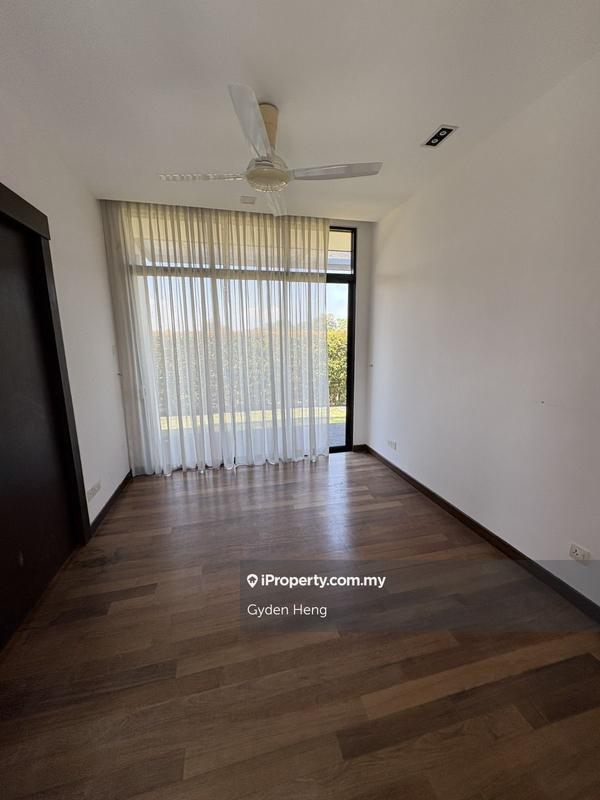 Bungalow House for Sale in Leisure Farm, Gelang Patah by Gyden Heng - iProperty.com.my