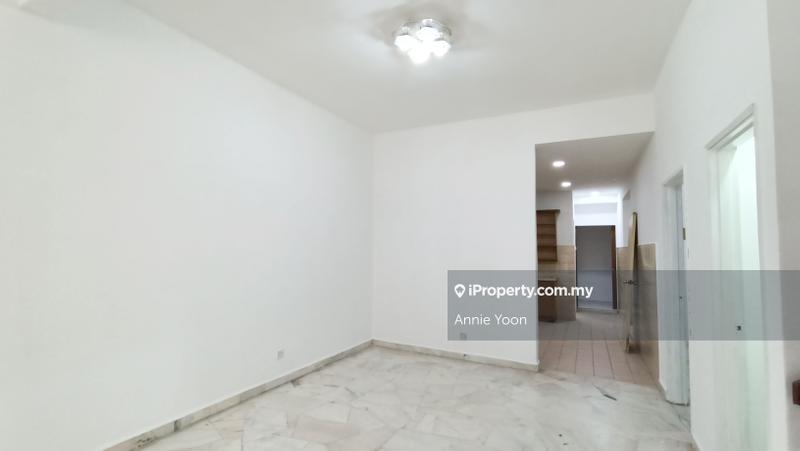 Rumah Teres 2.5-Tingkat untuk Dijual di BANDAR PUCHONG JAYA, Puchong oleh Annie Yoon - iProperty.com.my