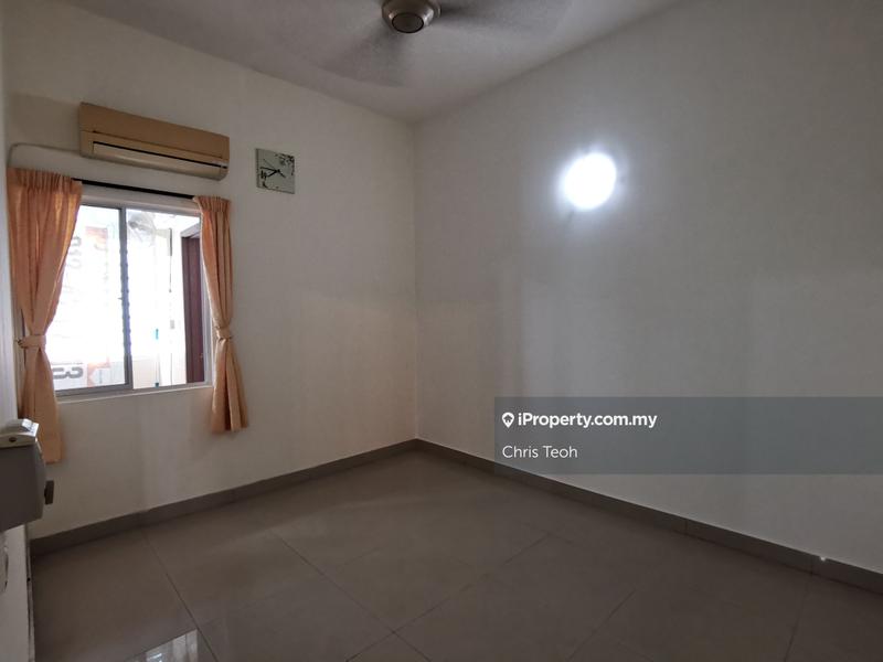 3-storey Terraced House for Sale in Bayan Lepas, Sungai Ara by Chris Teoh - iProperty.com.my