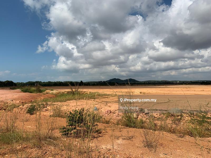 For Sale - Senai Medium Industrial FREEHOLD Land