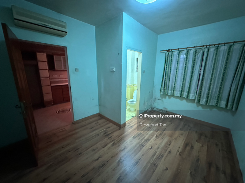 Rumah Berkembar untuk Dijual di SS 21, Damansara Utama, Petaling Jaya oleh Desmond Tan - iProperty.com.my