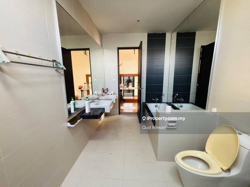 Rumah Berangkai 2 Tingkat untuk Dijual di Perdana Lakeview East, Cyberjaya oleh Qud Ikhwan - iProperty.com.my