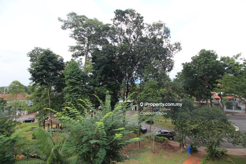 Rumah Berkembar untuk Dijual di Seksyen 9, Kota Damansara oleh Cooper Chow - iProperty.com.my