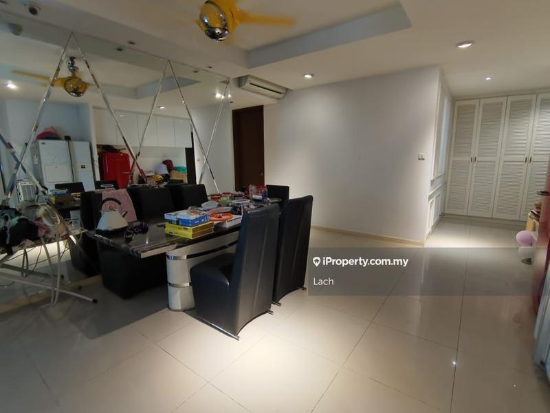 Kondominium untuk Dijual di Casa Kiara II oleh Lach - Dining area - iProperty.com.my