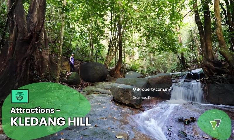 For Sale - ⭐ 3sty CORNER ⭐ 5 Adjoining Lot ⭐ Freehold ⭐ Collected RM18k / Month ⭐ Lahat