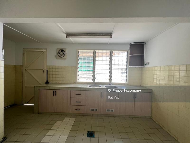 Rumah Berangkai 2 Tingkat untuk Dijual di SS19, Subang Jaya oleh Pat Yap - iProperty.com.my