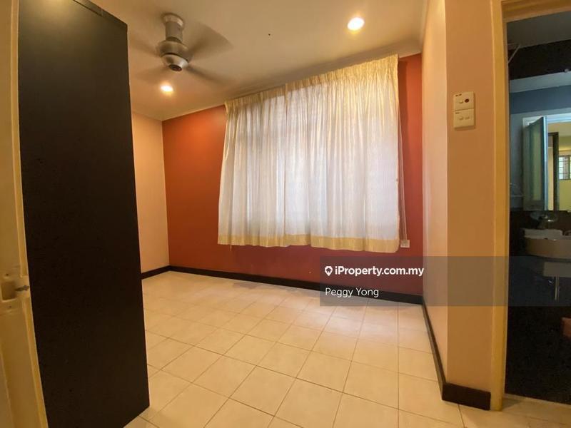 Rumah Berkembar untuk Dijual di Bukit Rahman Putra, Sungai Buloh oleh Peggy Yong - iProperty.com.my