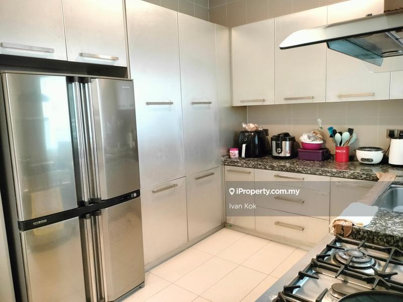 Kondominium untuk Dijual di Amaya Saujana oleh Ivan Kok - iProperty.com.my