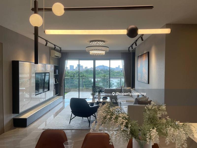 For Sale - Baron Residence @ Lake City