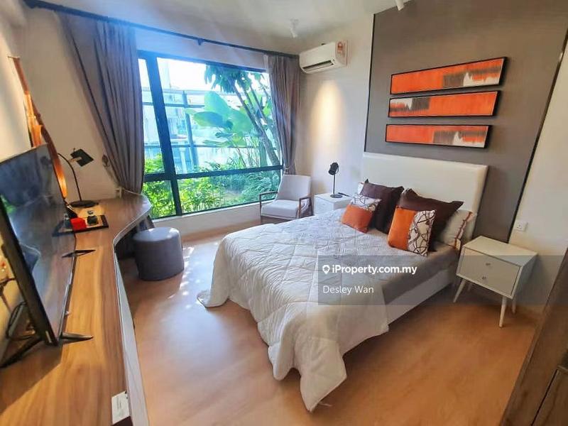 For Sale - Baron Residence @ Lake City