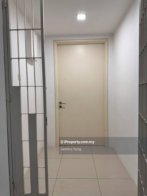 For Rent - Lakefront Residence